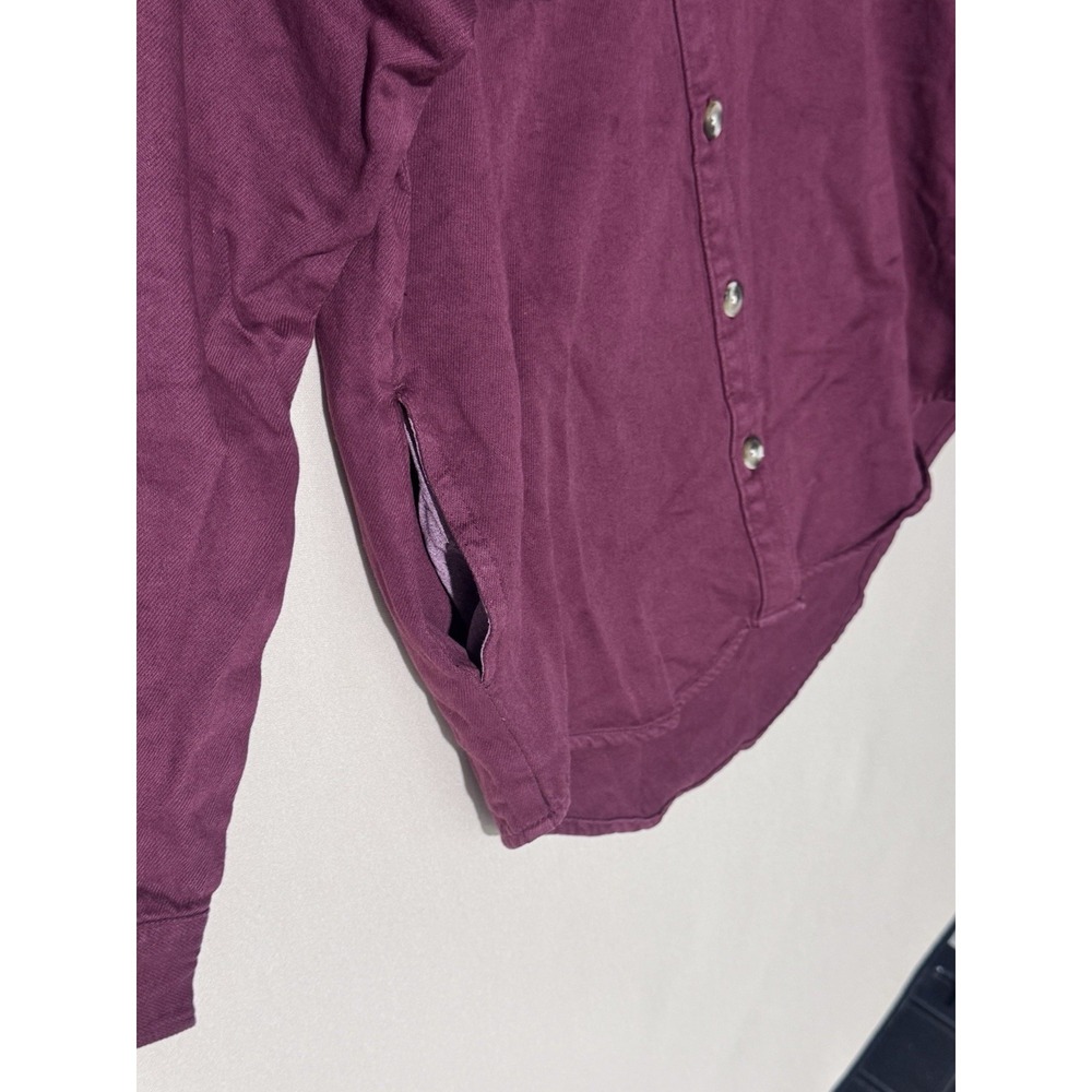 Levi's Women's Burgundy Relaxed Fit Western Button Down - Picture 10 of 10